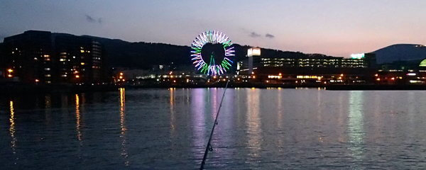 夕暮れの観覧車