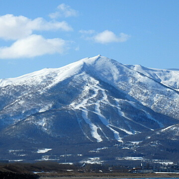 岩内岳
