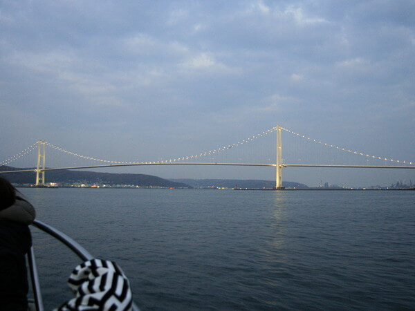 白鳥大橋