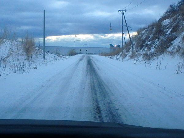 某磯アプローチ道路の状況