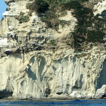 岩