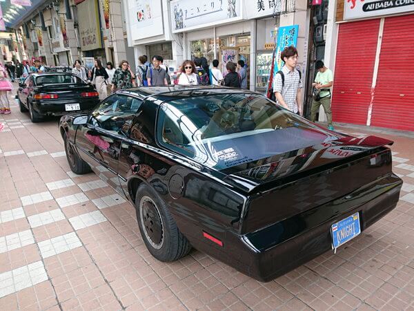 ナイト、2000？