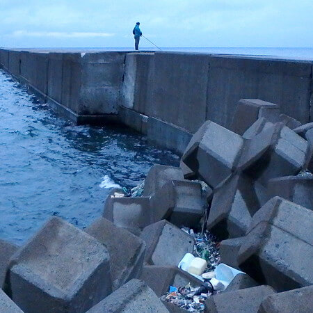 [海のごみ・・]