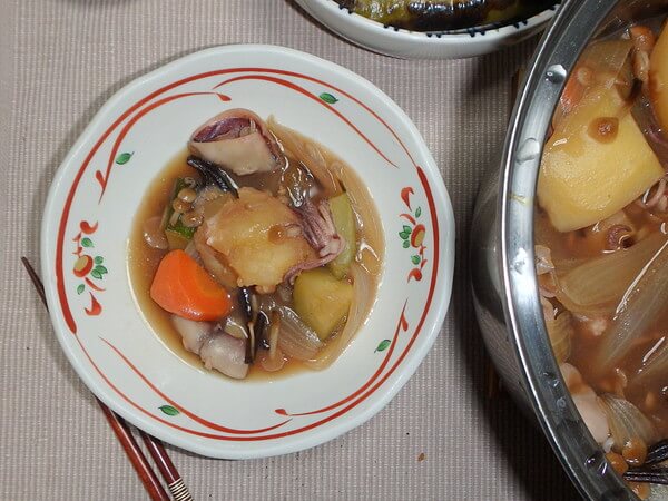 マメイカと根菜の煮物