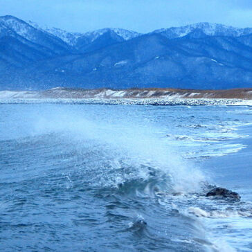 [風と波の衝突]