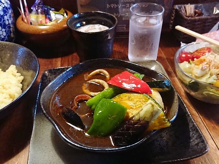 イカ墨スープカレー