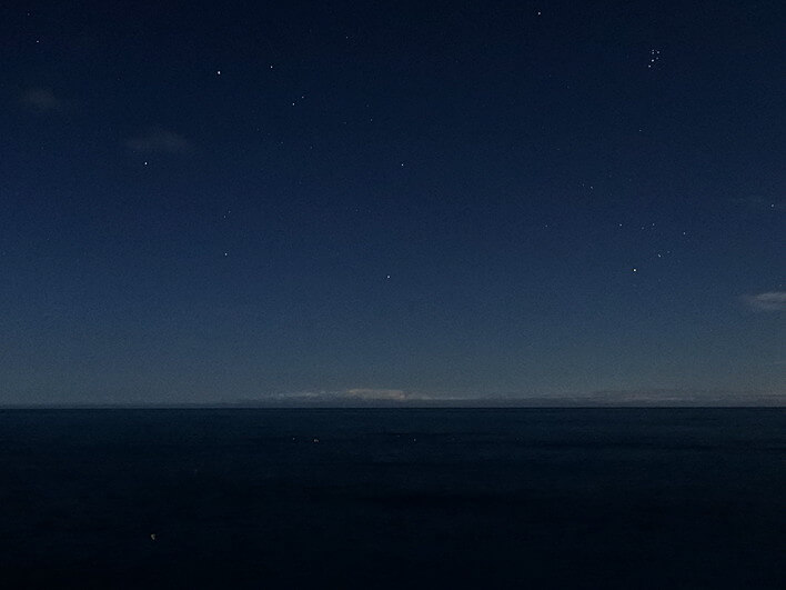 今夜は漁り火なし