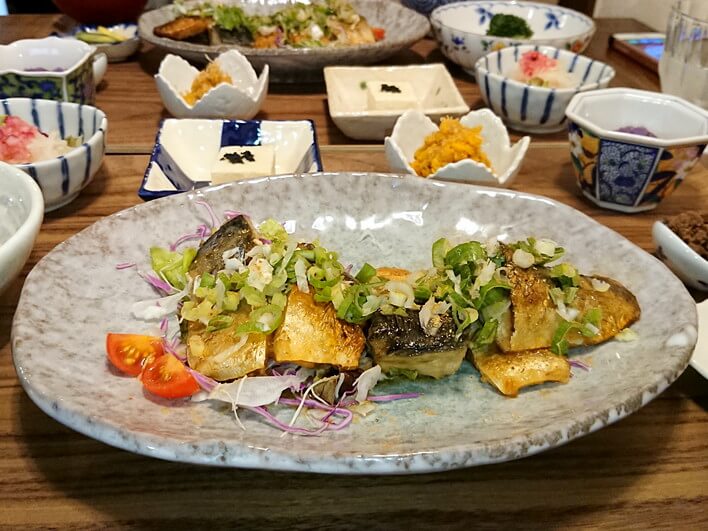 お店はヒミツ
