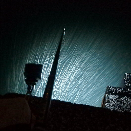 [吹雪、ときどき満月]