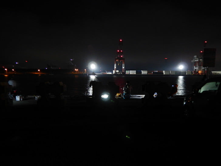 深夜も満席