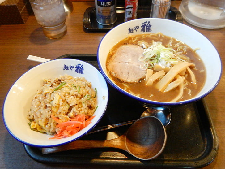 焼き醤油半チャセット