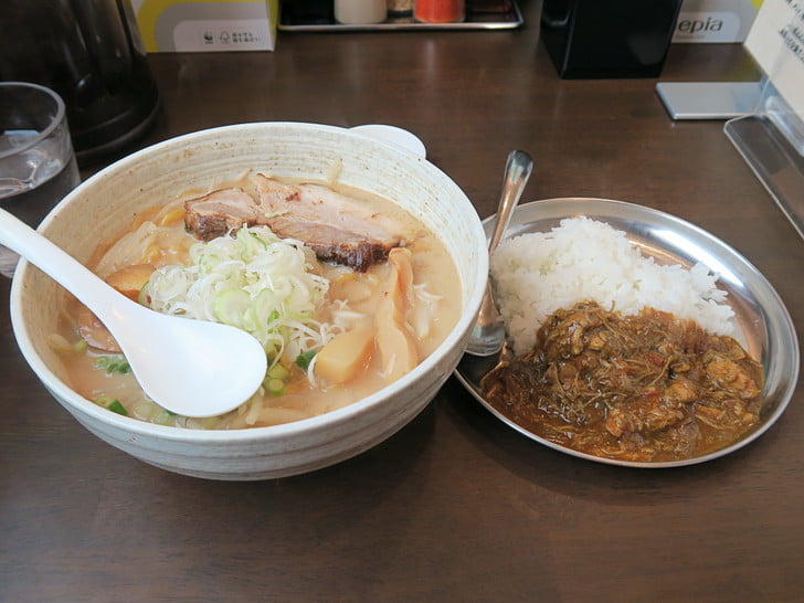 みそとカレー