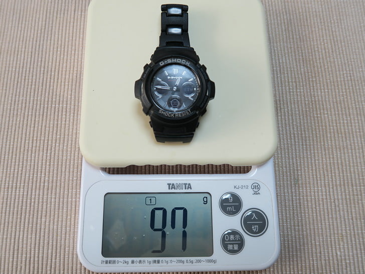 腕時計も外すべし