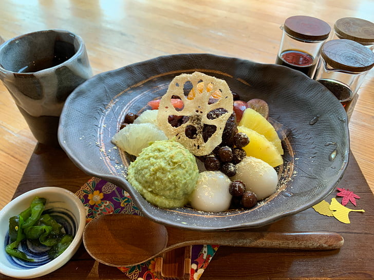 枝豆白玉あんみつ