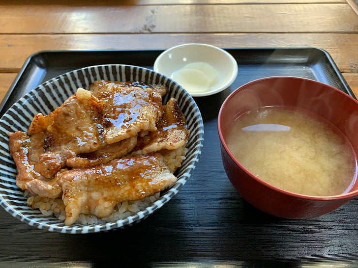 豚丼、旨し！