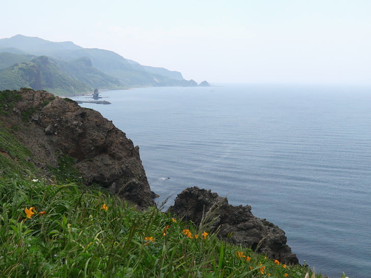裏神威岬