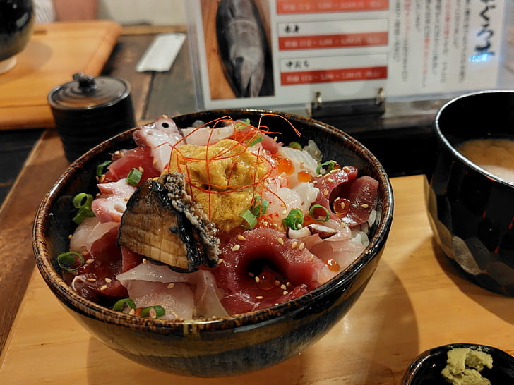 オオバマグロ丼