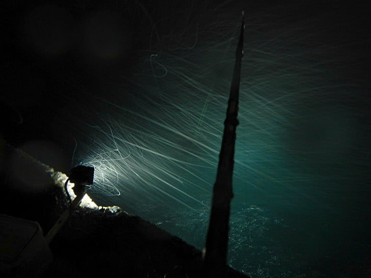湿雪横吹雪の刑・・